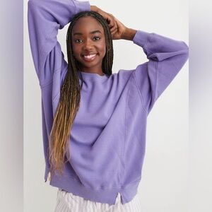 #153 AERIE SZ L P 27.5” L 27.5” NEON PINK* stain front bottom?